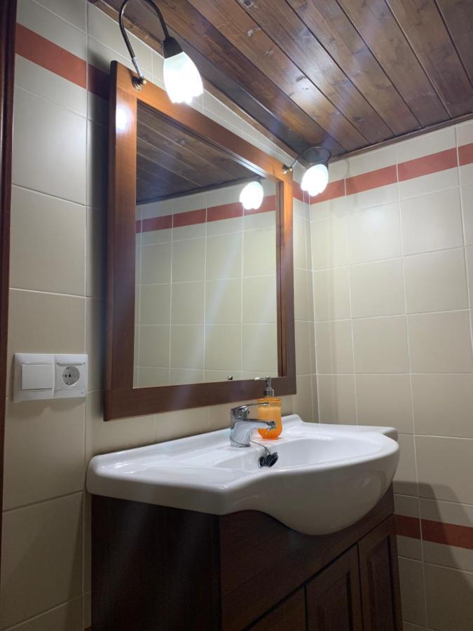 Casa Cueva "Las Calcetas" Guest House Setenil De Las Bodegas Екстериор снимка