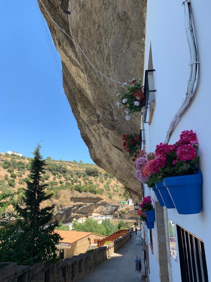 Casa Cueva "Las Calcetas" Guest House Setenil De Las Bodegas Екстериор снимка